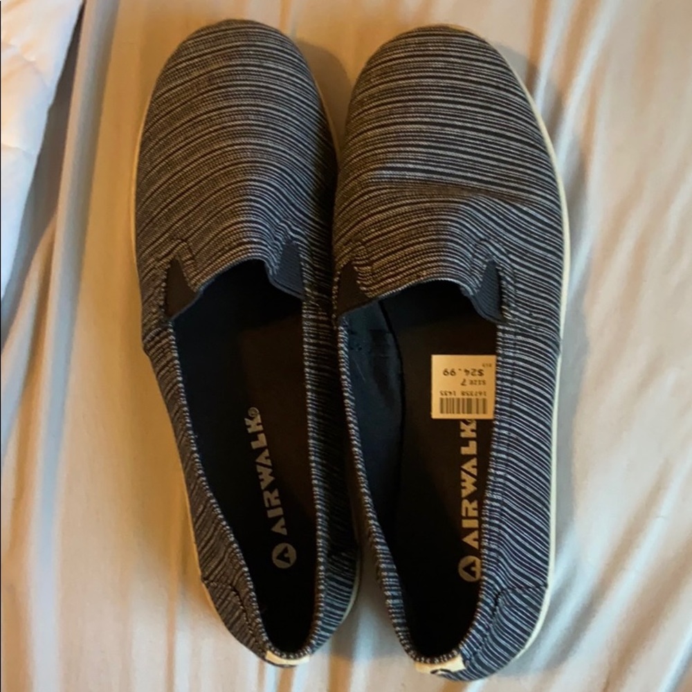 Air walk slip-ons